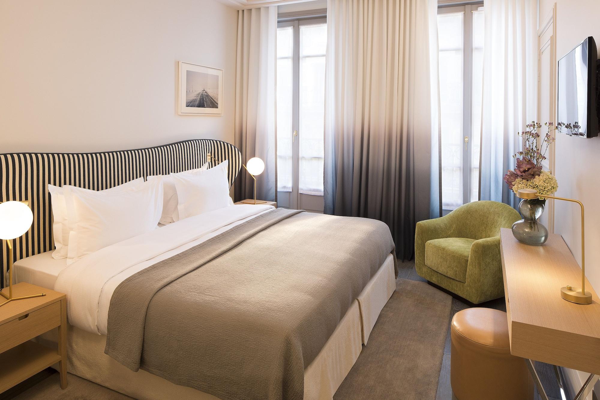 Hotel Le Marianne Paris Exterior photo